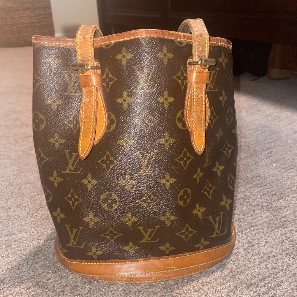 Authentic Louis Vuitton Brown Monogram Bucket Bag